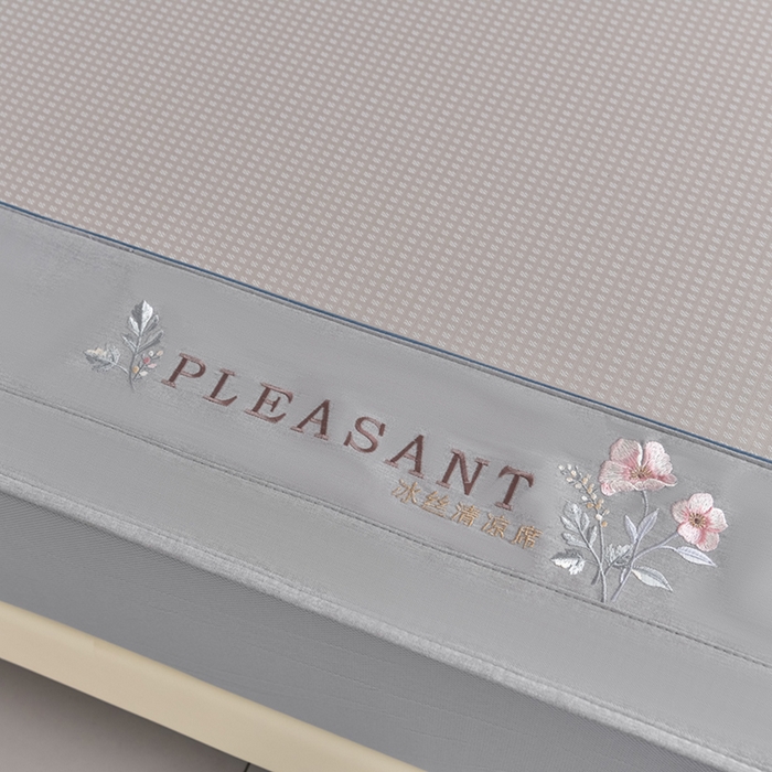 91家纺网 家纺一手货源 找家纺 小牛席业 2026新款四件套华夫格-鲜花凉感冰丝席系列（床笠款） 香槟