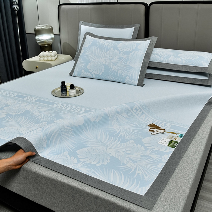 91家纺网 家纺一手货源 找家纺 小牛席业 2026新款PE半定位大提花凉感冰丝系列 蓝色