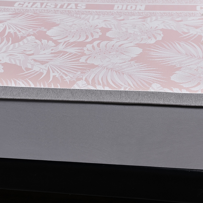 91家纺网 家纺一手货源 找家纺 小牛席业 2026新款PE半定位大提花凉感冰丝系列（床笠款） 粉色