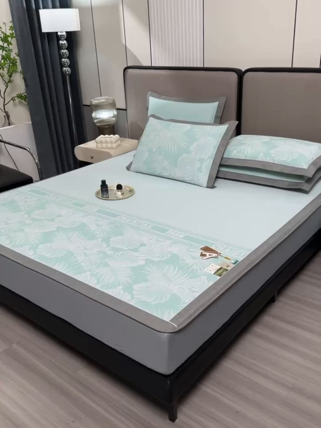 91家纺网 家纺一手货源 找家纺 小牛席业 2026新款PE半定位大提花凉感冰丝系列（床笠款） 浅绿