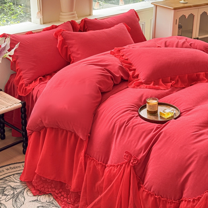 91家纺网 家纺一手货源 找家纺 睡美人 2026新款锦棉糯糯棉韩版蕾丝公主款双层纱被套床裙四件套-翩翩起舞 翩翩起舞-胭脂红