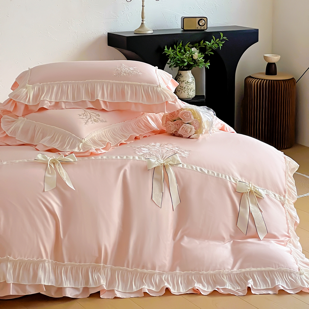 91家纺网 家纺一手货源 找家纺 （总）迪欧芙 2026新款长绒棉刺绣床单款四件套-月影纱