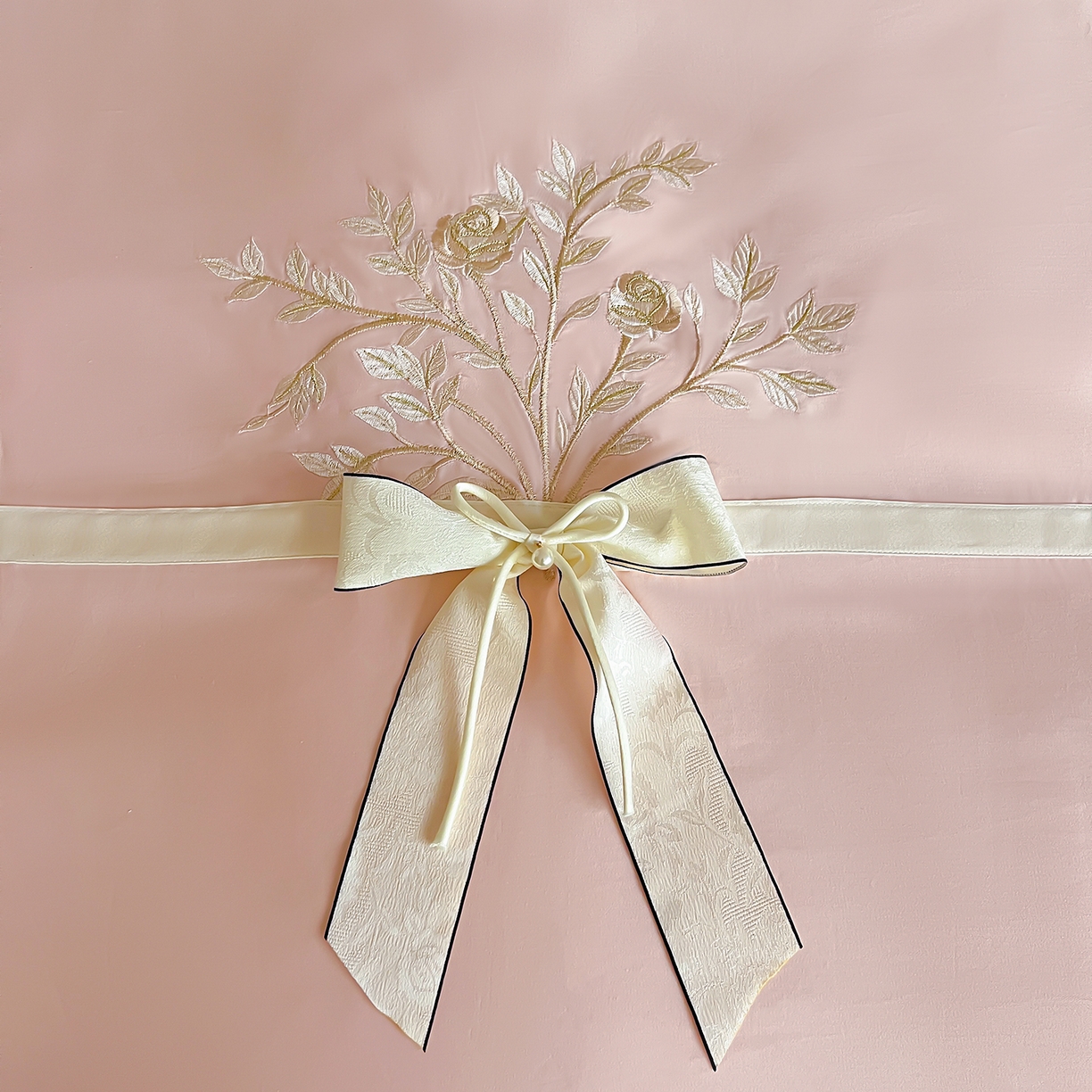 91家纺网 家纺一手货源 找家纺 （总）迪欧芙 2026新款长绒棉刺绣床单款四件套-月影纱