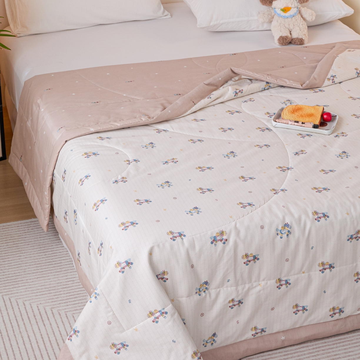 91家纺网 家纺一手货源 找家纺 亿莱鑫 2026春夏新款全棉水洗印花夏被夏凉被空调被 马上有钱