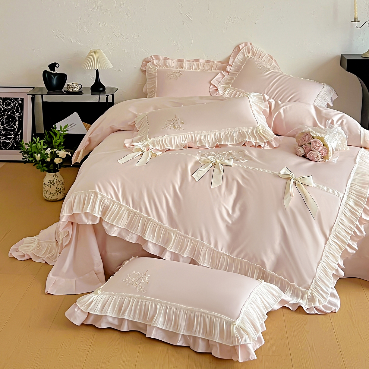 91家纺网 家纺一手货源 找家纺 迪欧芙 2026新款长绒棉刺绣床单款四件套-月影纱 月影纱-玉色