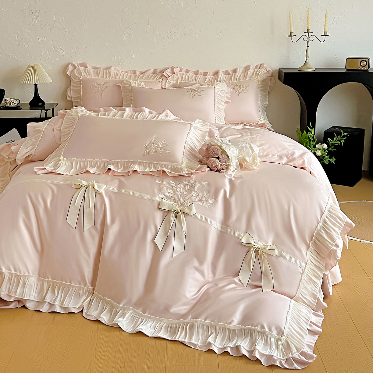 91家纺网 家纺一手货源 找家纺 迪欧芙 2026新款长绒棉刺绣床单款四件套-月影纱 月影纱-玉色