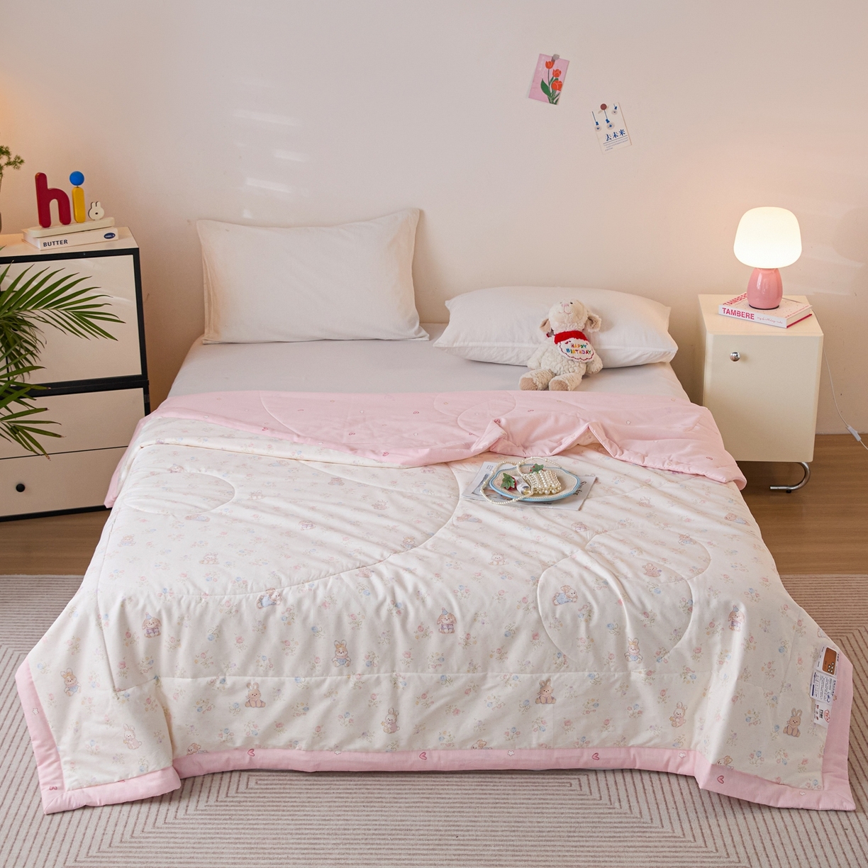 91家纺网 家纺一手货源 找家纺 亿莱鑫 2026春夏新款全棉水洗印花夏被夏凉被空调被 花园兔