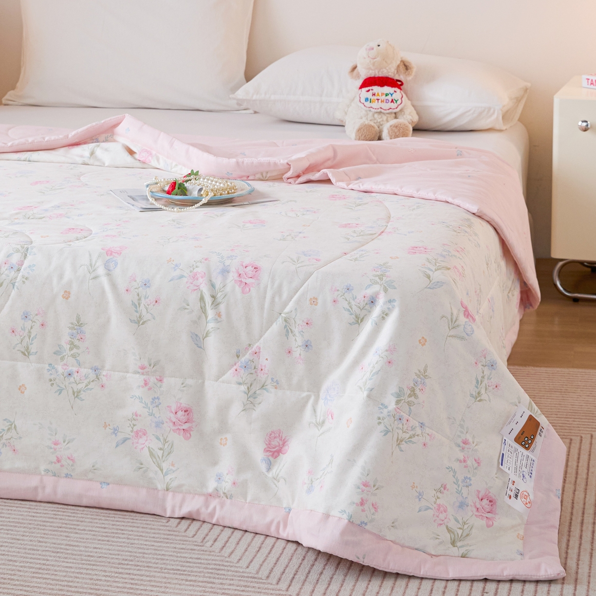 91家纺网 家纺一手货源 找家纺 亿莱鑫 2026春夏新款全棉水洗印花夏被夏凉被空调被 浪漫玫瑰