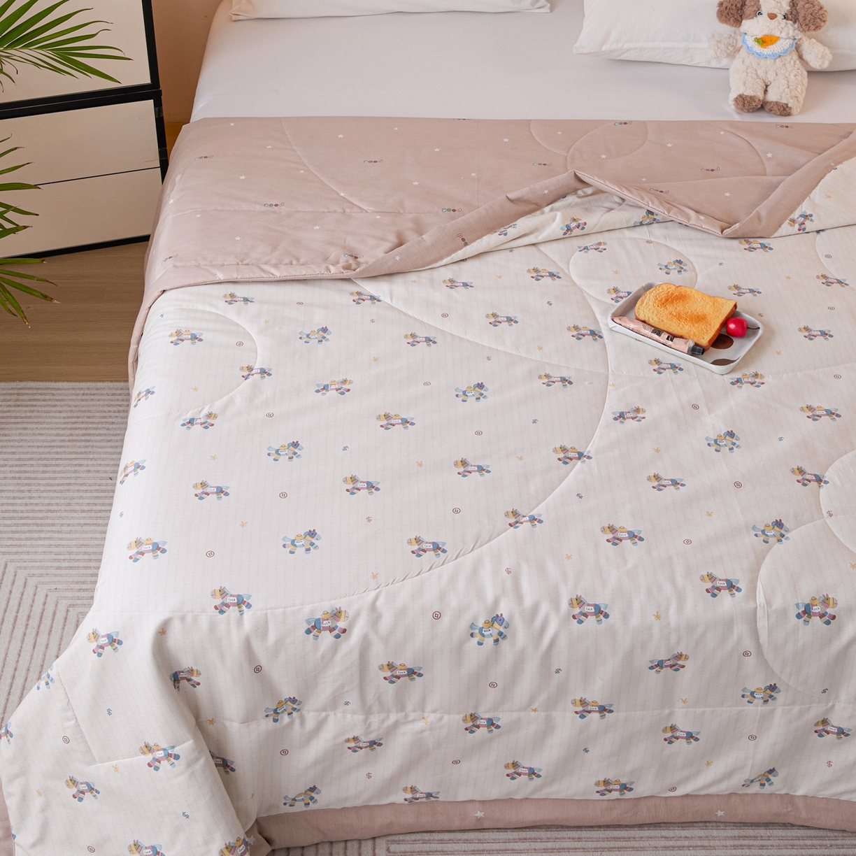 91家纺网 家纺一手货源 找家纺 亿莱鑫 2026春夏新款全棉水洗印花夏被夏凉被空调被 马上有钱