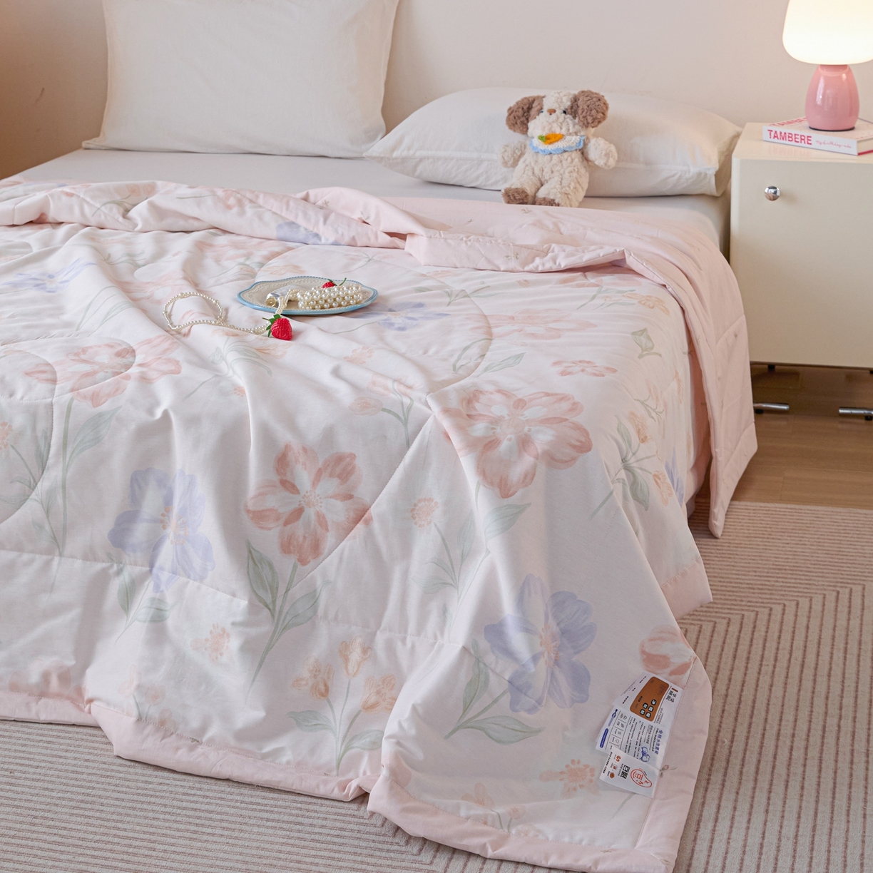 91家纺网 家纺一手货源 找家纺 亿莱鑫 2026春夏新款全棉水洗印花夏被夏凉被空调被 花开半夏