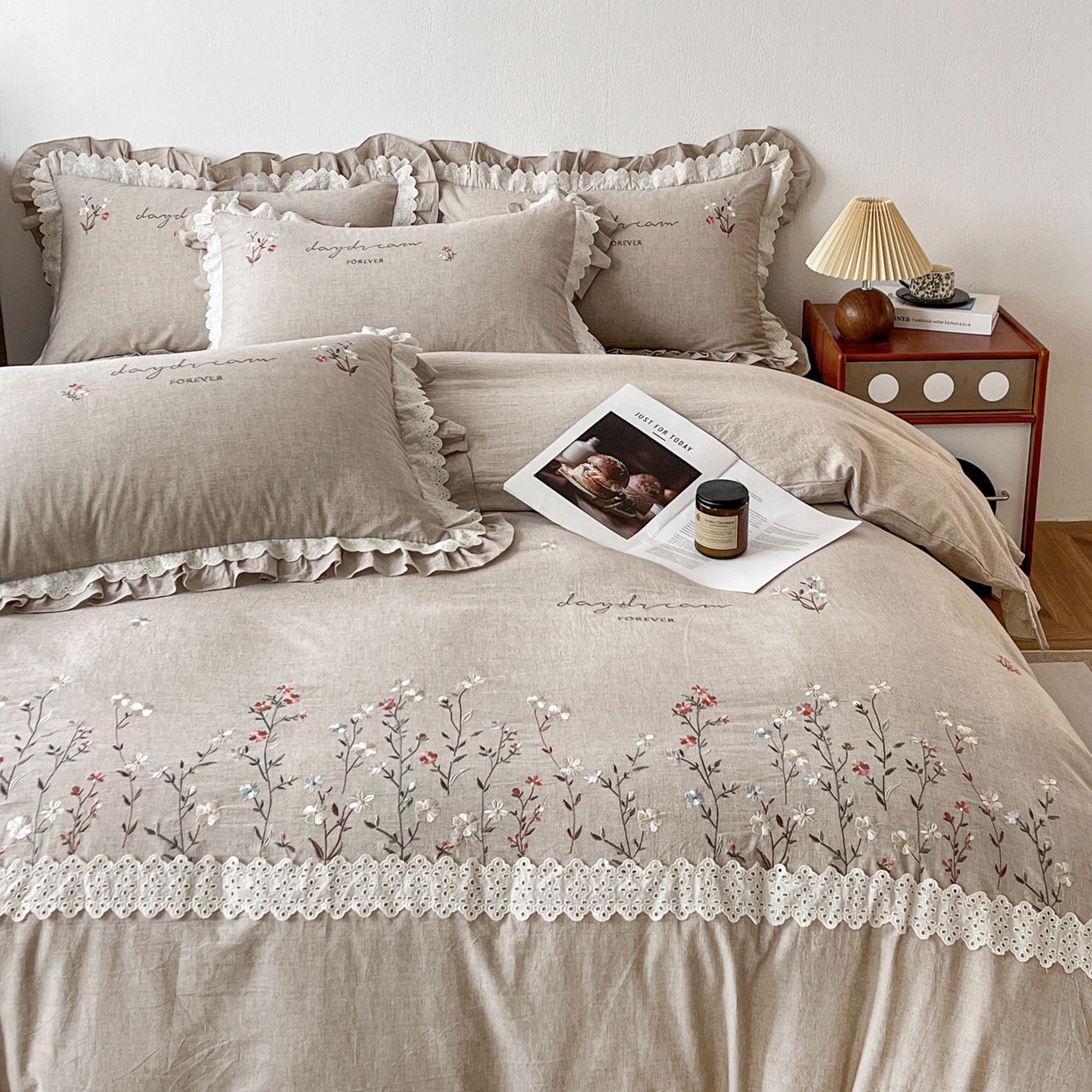 91家纺网 家纺一手货源 找家纺 迪欧芙 2026春夏新款棉麻刺绣床单款四件套-迷迭花香 迷迭花香-卡其