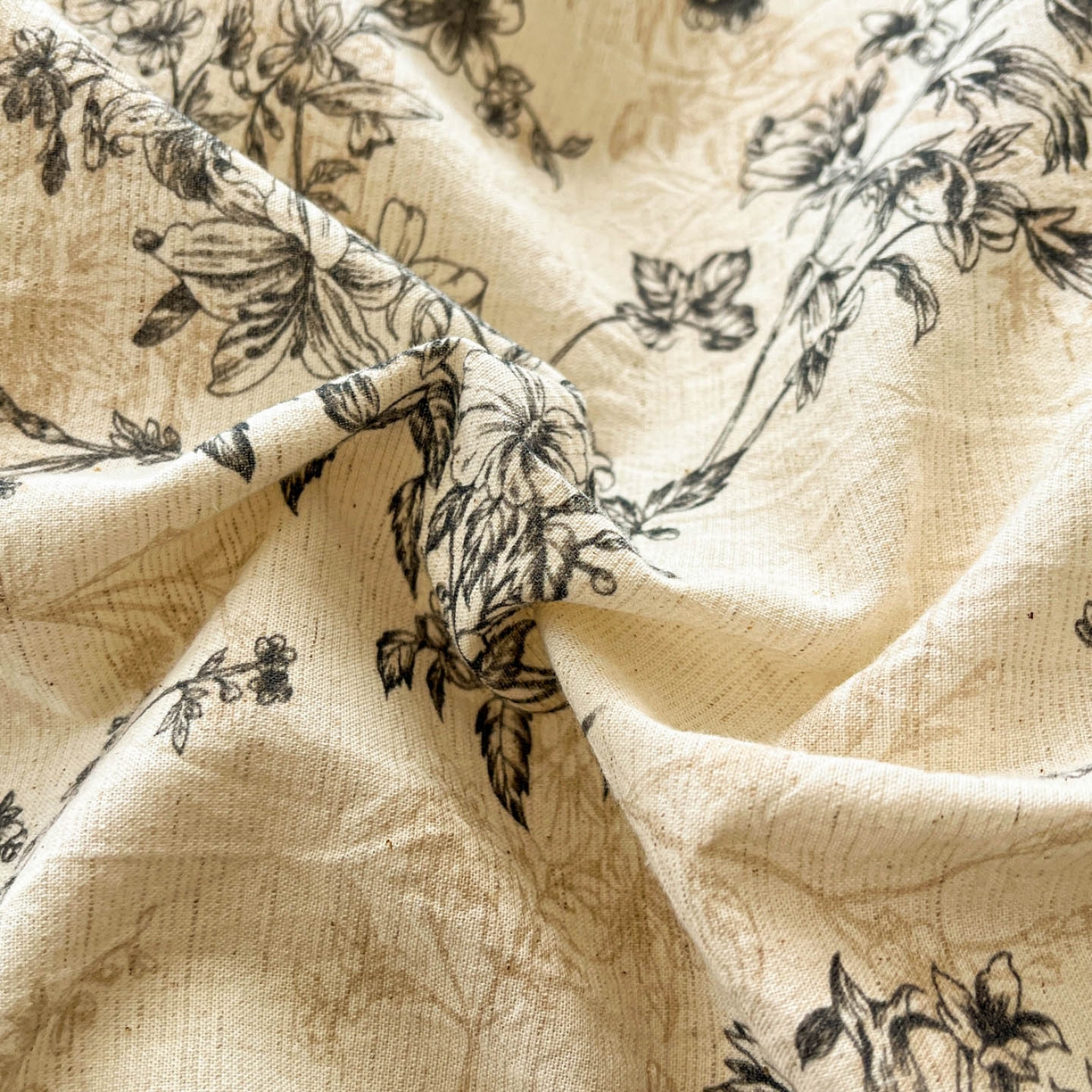 91家纺网 家纺一手货源 找家纺 寐居家纺 2026新款A类复古棉麻四件套 墨枝花蔓