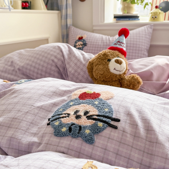 91家纺网 家纺一手货源 找家纺 寐居家纺 2026新款A类色织全棉水洗棉格子毛巾绣四件套系列 蘑菇小筑