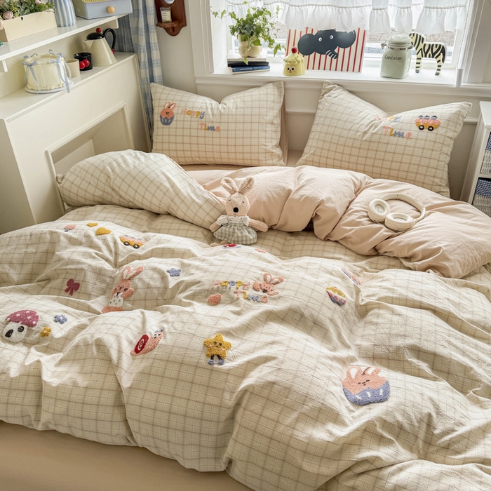 91家纺网 家纺一手货源 找家纺 寐居家纺 2026新款A类色织全棉水洗棉格子毛巾绣四件套系列 格纹兔语