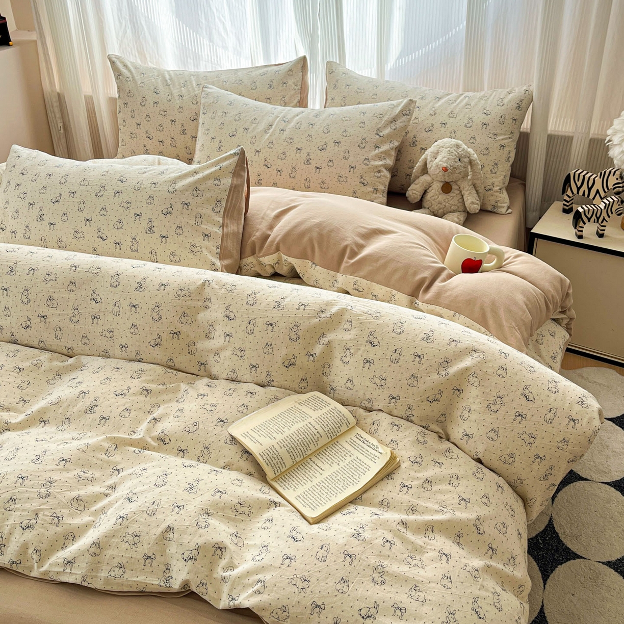 91家纺网 家纺一手货源 找家纺 寐居家纺 2026新款A类复古棉麻四件套 浅梦蝶兔