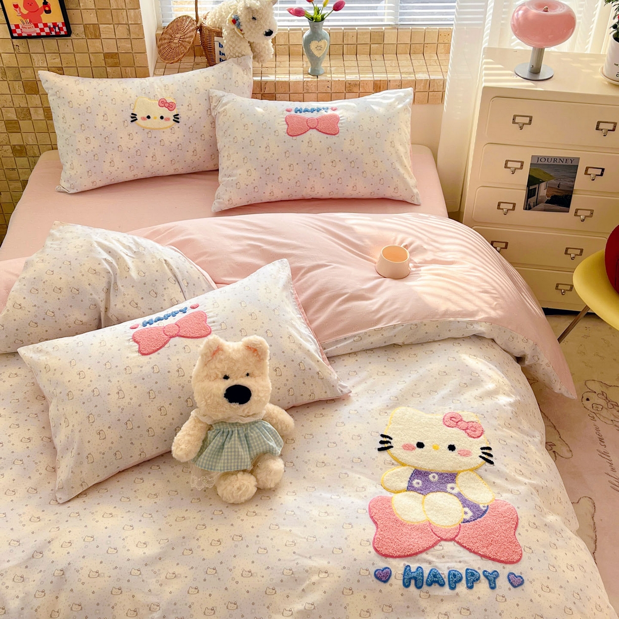 91家纺网 家纺一手货源 找家纺 寐居家纺 2026新款全棉毛巾绣四件套 粉雾kitty