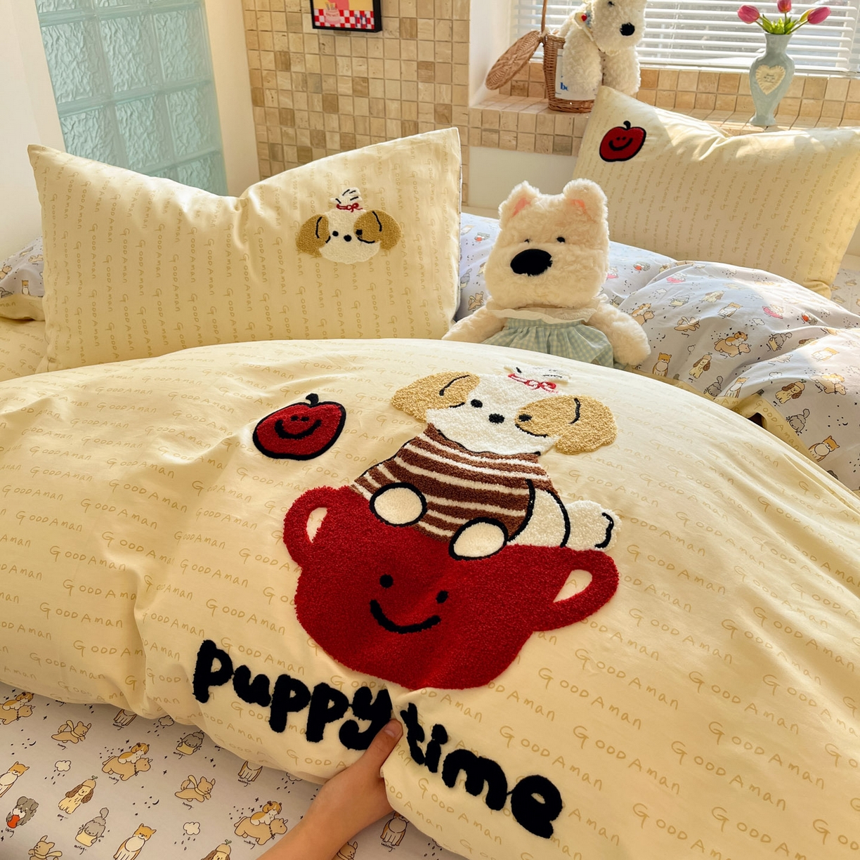 91家纺网 家纺一手货源 找家纺 寐居家纺 2026新款全棉毛巾绣四件套 奶黄茶犬