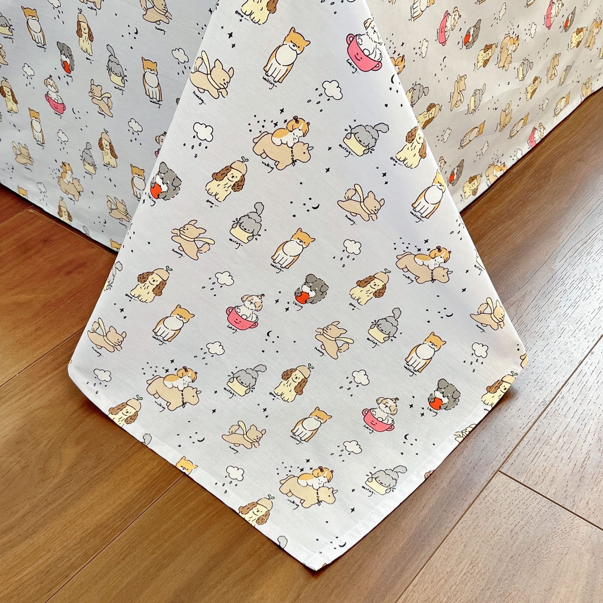 91家纺网 家纺一手货源 找家纺 寐居家纺 2026新款全棉毛巾绣四件套 奶黄茶犬