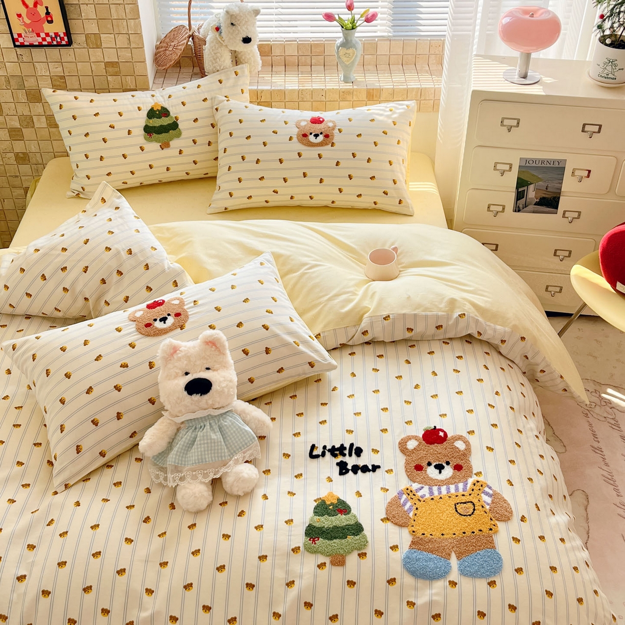 91家纺网 家纺一手货源 找家纺 寐居家纺 2026新款全棉毛巾绣四件套 暖阳熊趣