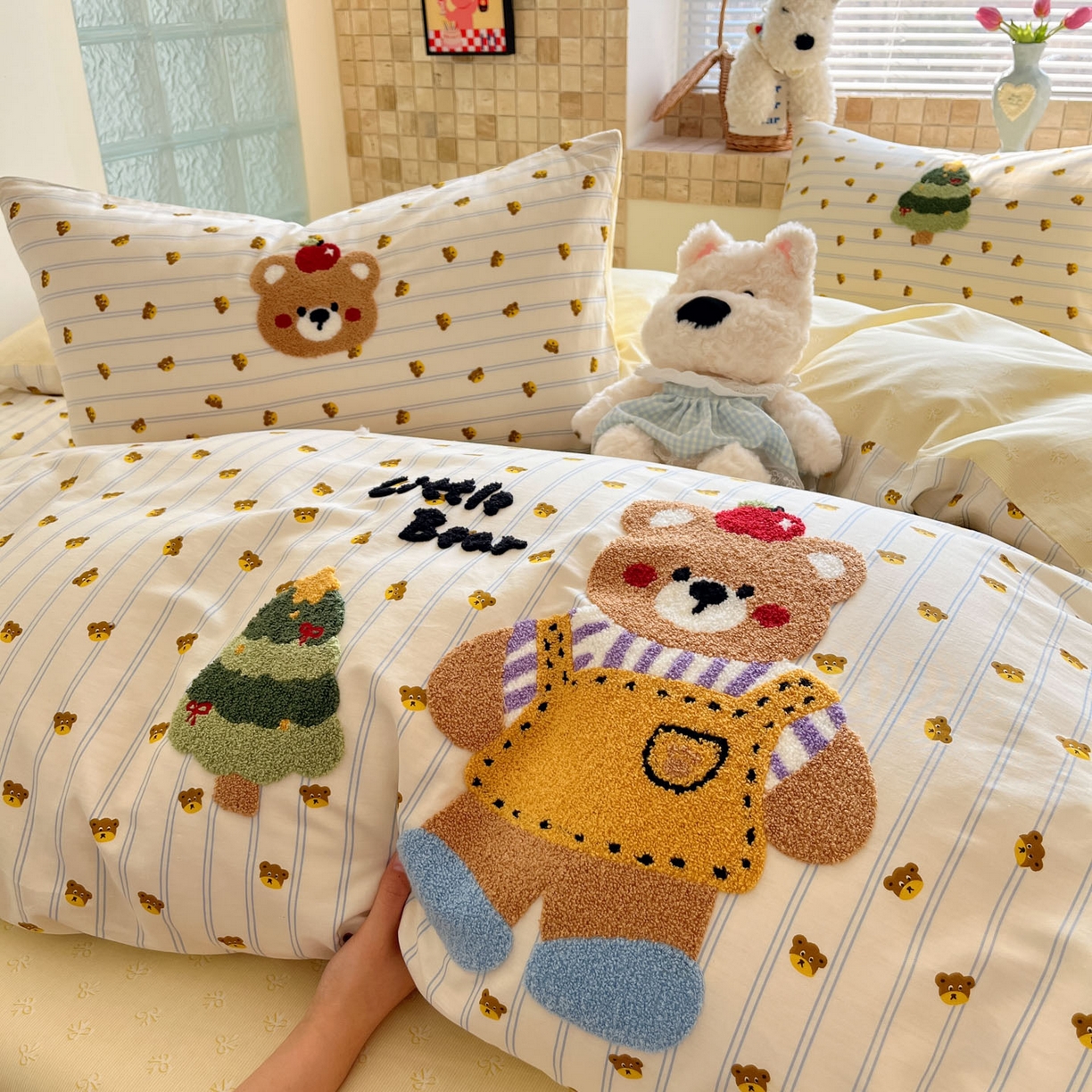 91家纺网 家纺一手货源 找家纺 寐居家纺 2026新款全棉毛巾绣四件套 暖阳熊趣