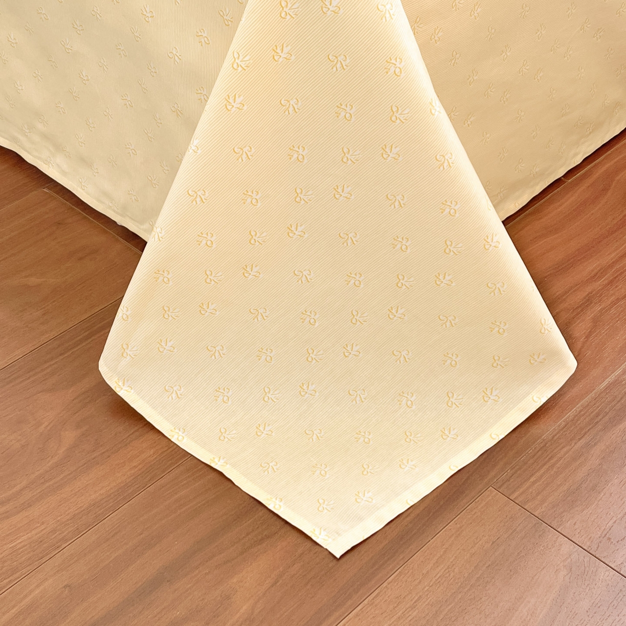 91家纺网 家纺一手货源 找家纺 寐居家纺 2026新款全棉毛巾绣四件套 暖阳熊趣