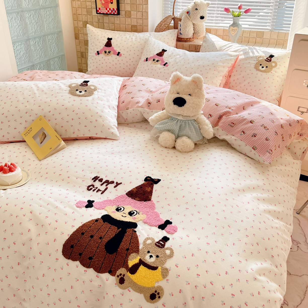 91家纺网 家纺一手货源 找家纺 寐居家纺 2026新款全棉毛巾绣四件套 甜樱蜜友