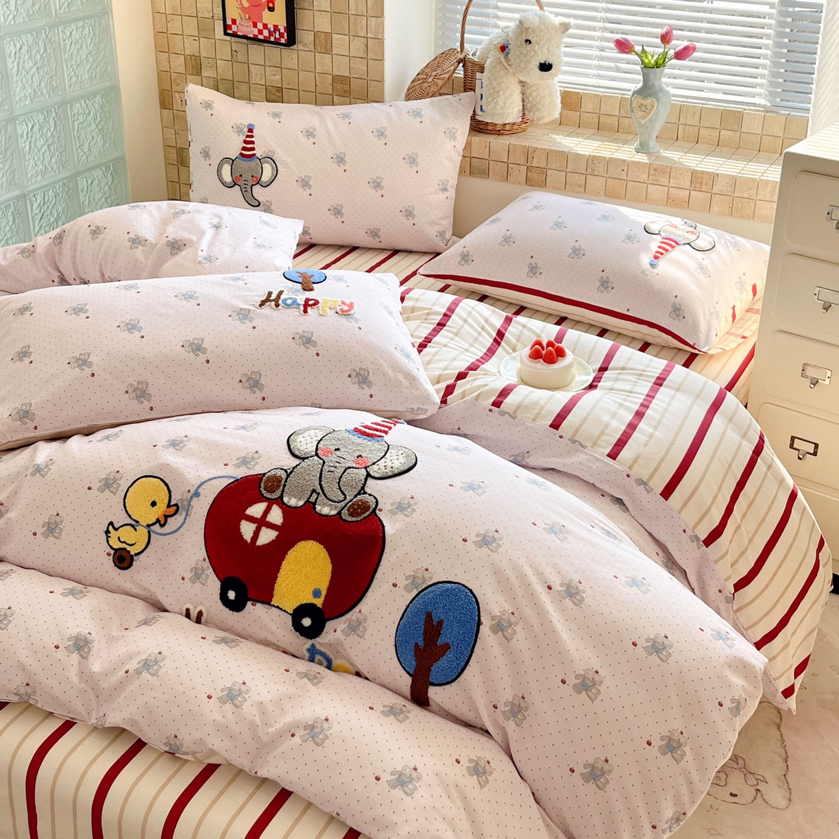 寐居家纺 2026新款全棉毛巾绣四件套 巡游象仔