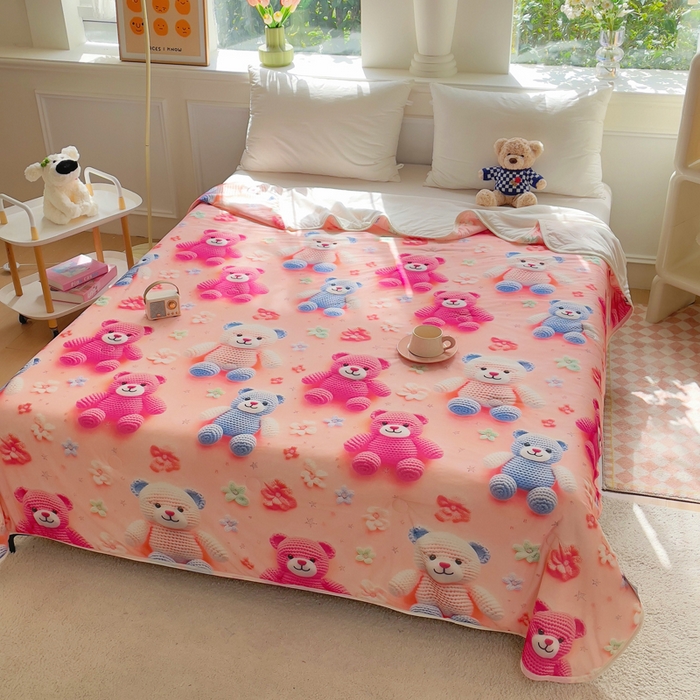 91家纺网 家纺一手货源 找家纺 默忆 2026新款直播热款5D数码凉感冰丝夏被 粉色毛线熊