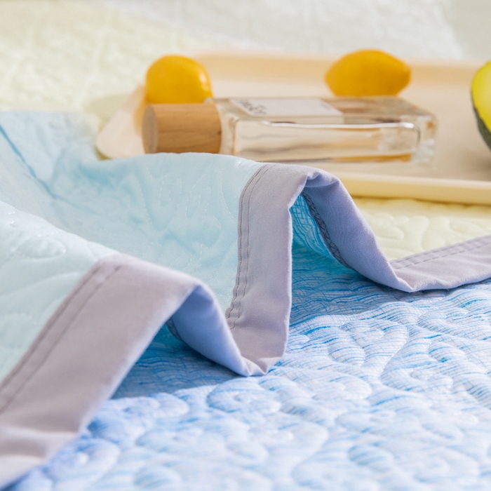 91家纺网 家纺一手货源 找家纺 麦田家纺 2026新款天丝绸大版数码印花单床盖床盖单件 萱花紫兰