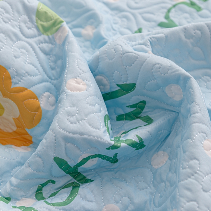 91家纺网 家纺一手货源 找家纺 麦田家纺 2026新款天丝绸大版数码印花单床盖床盖单件 快乐小兔-蓝