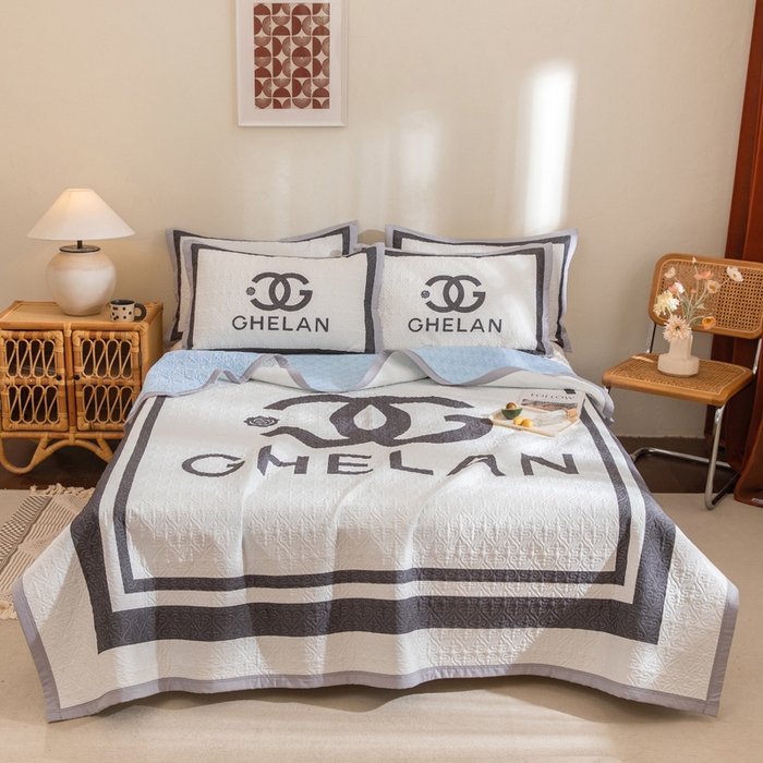 91家纺网 家纺一手货源 找家纺 麦田家纺 2026新款天丝绸大版数码印花单床盖床盖单件 香奈儿