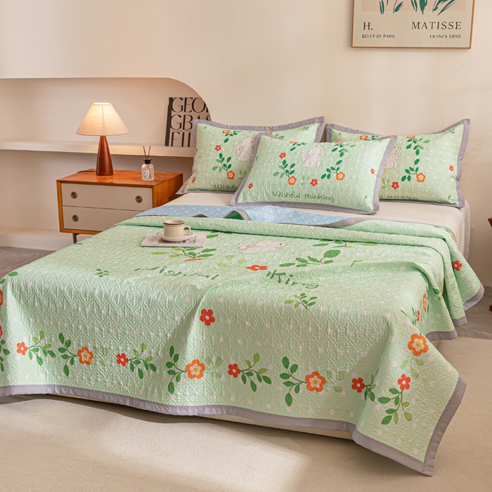 91家纺网 家纺一手货源 找家纺 麦田家纺 2026新款天丝绸大版数码印花单床盖床盖单件 快乐小兔-绿