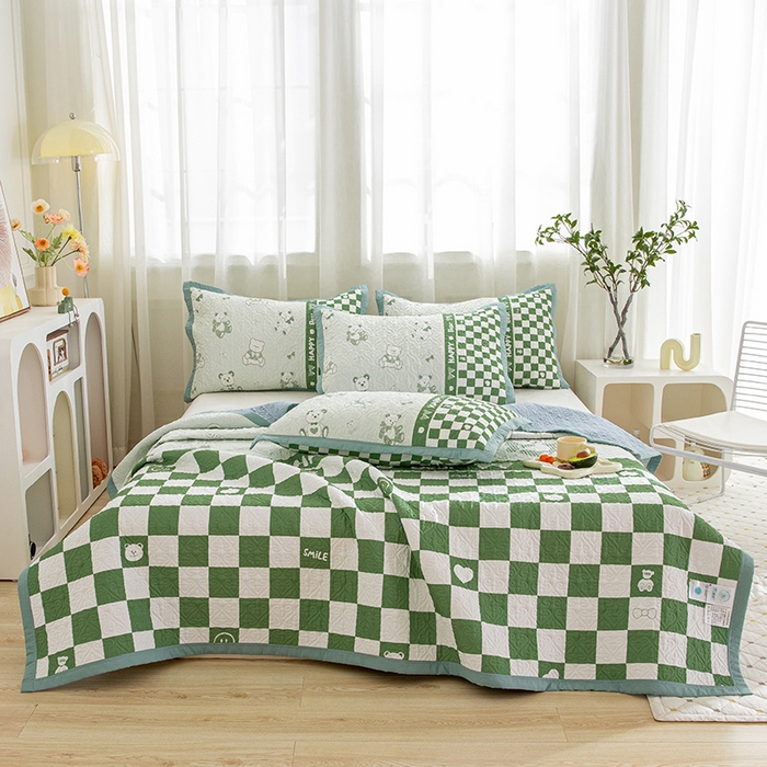 91家纺网 家纺一手货源 找家纺 麦田家纺 2026新款天丝绸大版数码印花单床盖床盖单件 潮流熊-绿