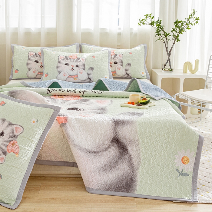 91家纺网 家纺一手货源 找家纺 麦田家纺 2026新款天丝绸大版数码印花单床盖床盖单件 幸运喵-绿