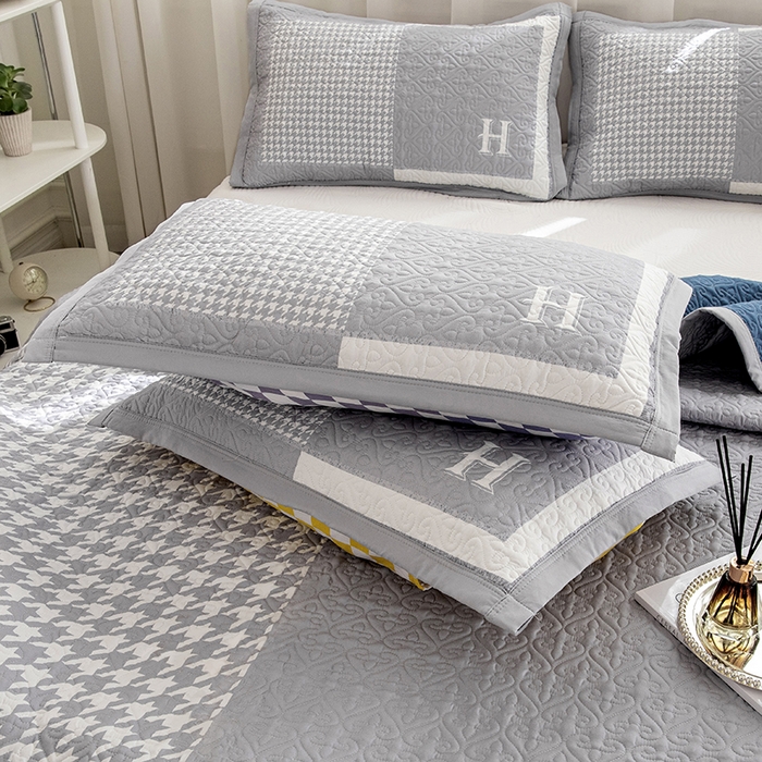 91家纺网 家纺一手货源 找家纺 麦田家纺 2026新款天丝绸大版数码印花单床盖床盖单件 千鸟格H-云灰色