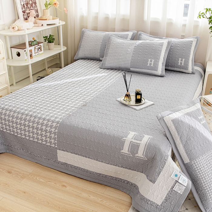 91家纺网 家纺一手货源 找家纺 麦田家纺 2026新款天丝绸大版数码印花单床盖床盖单件 千鸟格H-云灰色