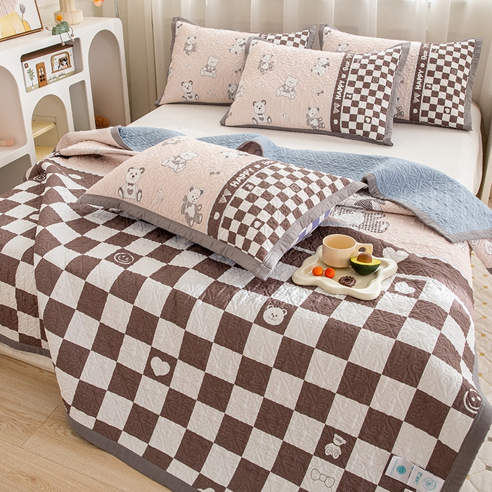 91家纺网 家纺一手货源 找家纺 麦田家纺 2026新款天丝绸大版数码印花单床盖床盖单件 潮流熊-咖