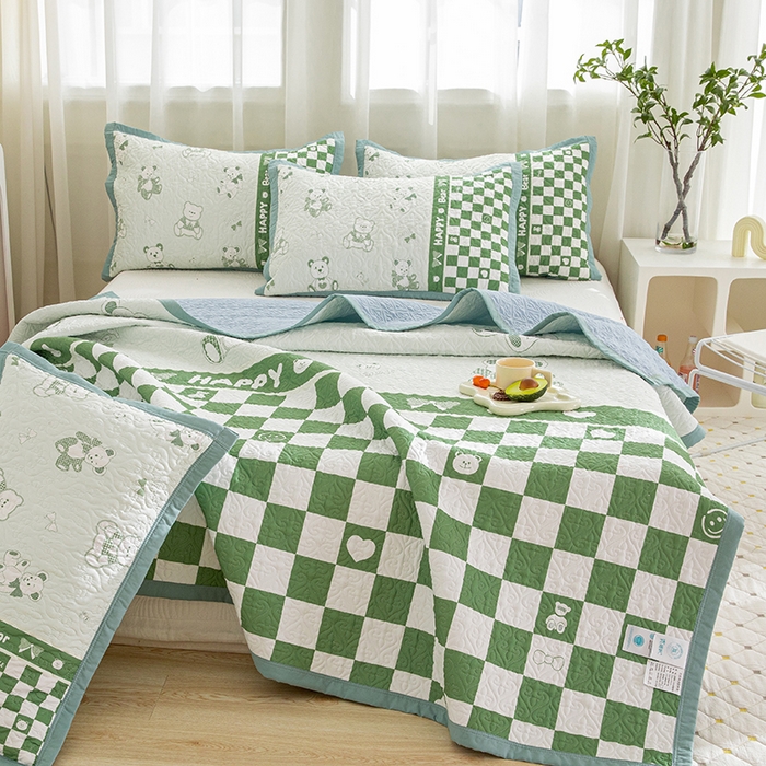 91家纺网 家纺一手货源 找家纺 麦田家纺 2026新款天丝绸大版数码印花单床盖床盖单件 潮流熊-绿