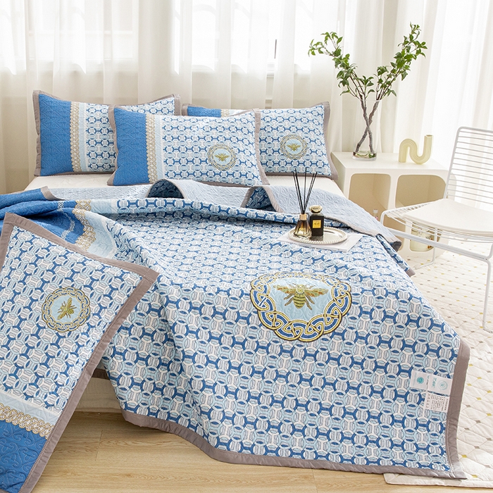 91家纺网 家纺一手货源 找家纺 麦田家纺 2026新款天丝绸大版数码印花单床盖床盖单件 古-冰川蓝