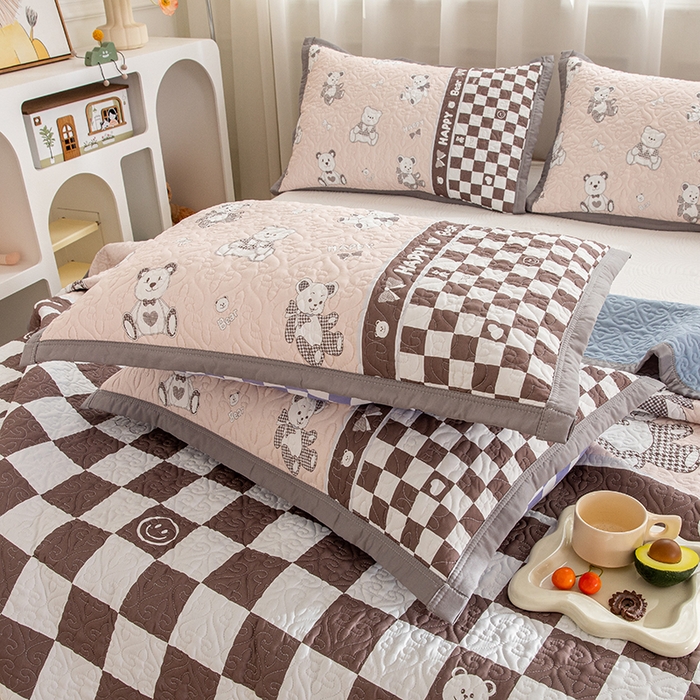 91家纺网 家纺一手货源 找家纺 麦田家纺 2026新款天丝绸大版数码印花单床盖床盖单件 潮流熊-咖