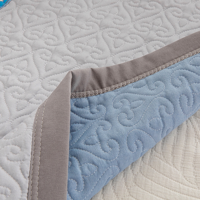 91家纺网 家纺一手货源 找家纺 麦田家纺 2026新款天丝绸大版数码印花单床盖床盖单件 罗曼蒂克-灰