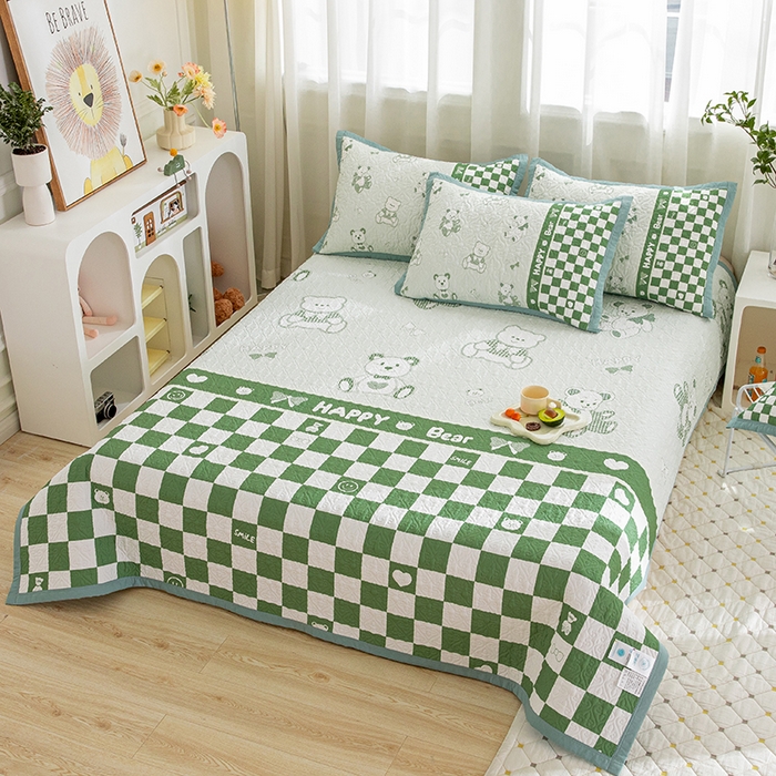 91家纺网 家纺一手货源 找家纺 麦田家纺 2026新款天丝绸大版数码印花单床盖床盖单件 潮流熊-绿