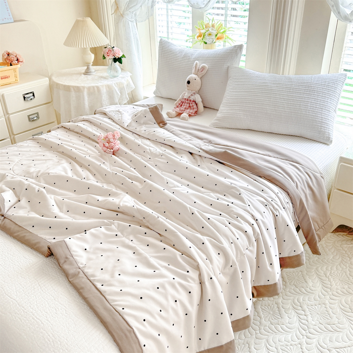 91家纺网 家纺一手货源 找家纺 优贝家纺 2026新款水洗棉云朵棉双层纱手包边抗菌夏凉被空调被 被子被芯 奶咖波点