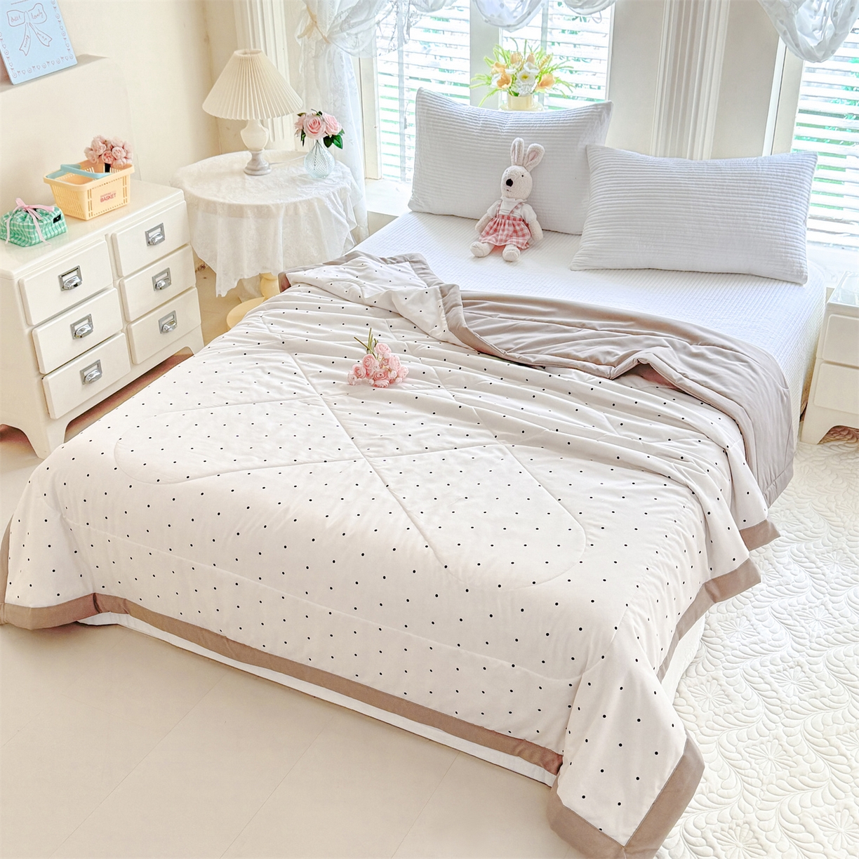 91家纺网 家纺一手货源 找家纺 优贝家纺 2026新款水洗棉云朵棉双层纱手包边抗菌夏凉被空调被 被子被芯 奶咖波点