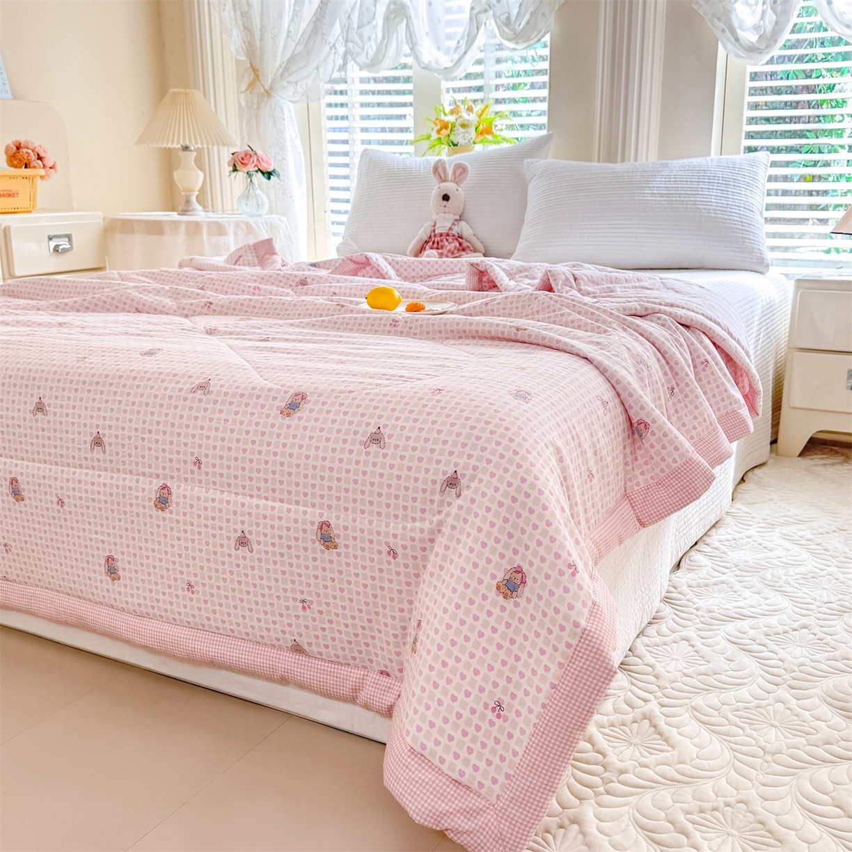 91家纺网 家纺一手货源 找家纺 优贝家纺 2026新款水洗棉云朵棉双层纱手包边抗菌夏凉被空调被 被子被芯 春日萌兔