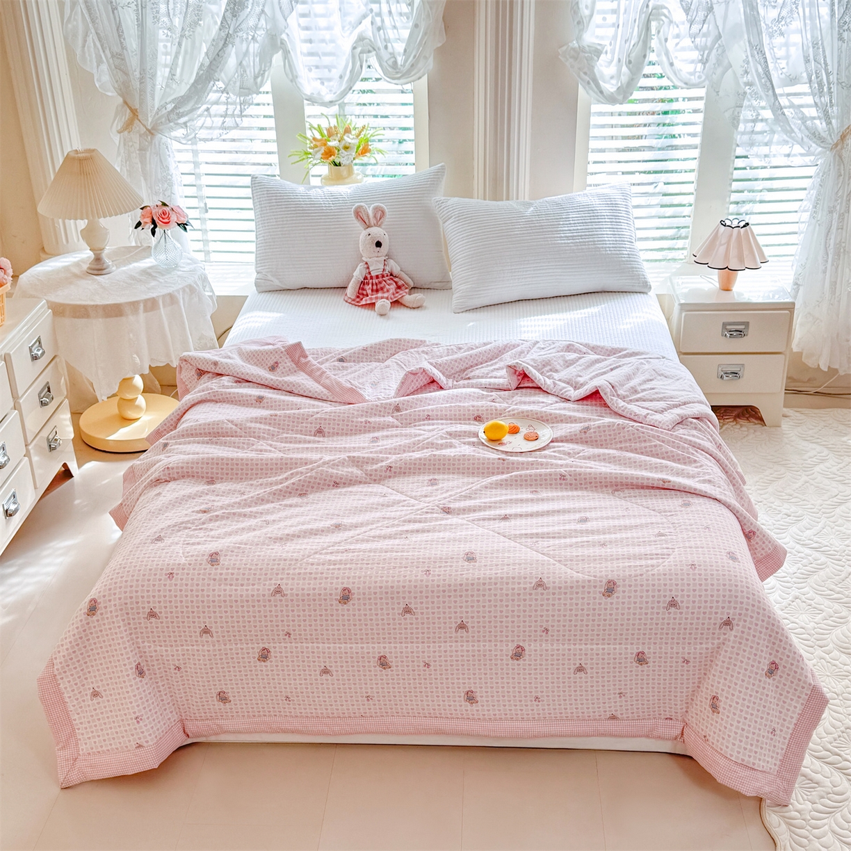 91家纺网 家纺一手货源 找家纺 优贝家纺 2026新款水洗棉云朵棉双层纱手包边抗菌夏凉被空调被 被子被芯 春日萌兔