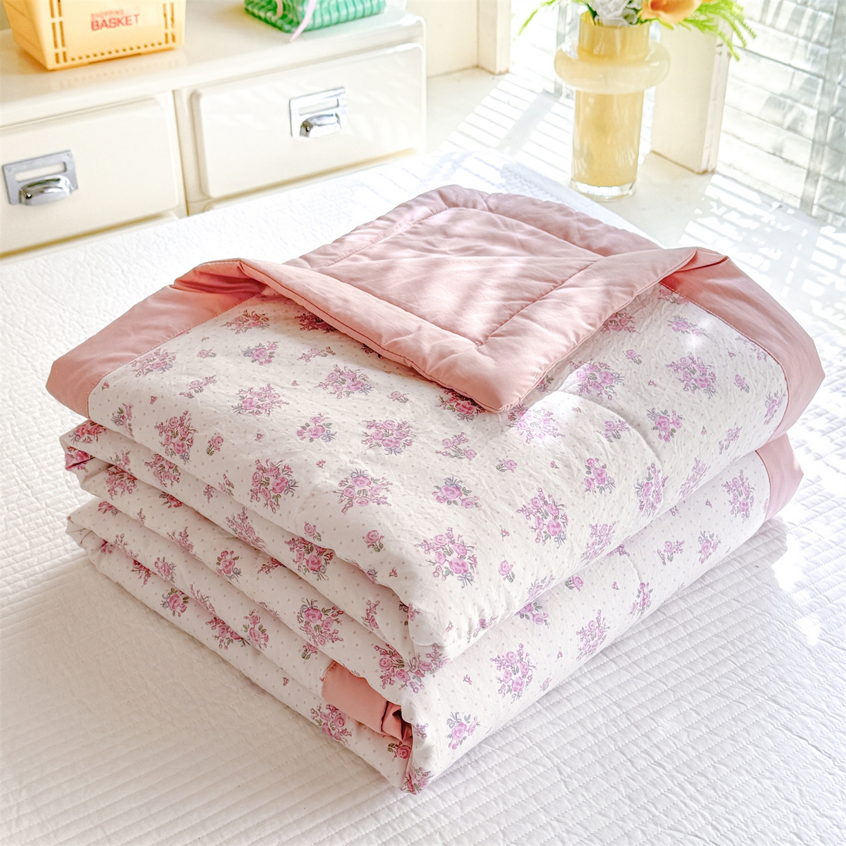 91家纺网 家纺一手货源 找家纺 优贝家纺 2026新款水洗棉云朵棉双层纱手包边抗菌夏凉被空调被 被子被芯 花间梦