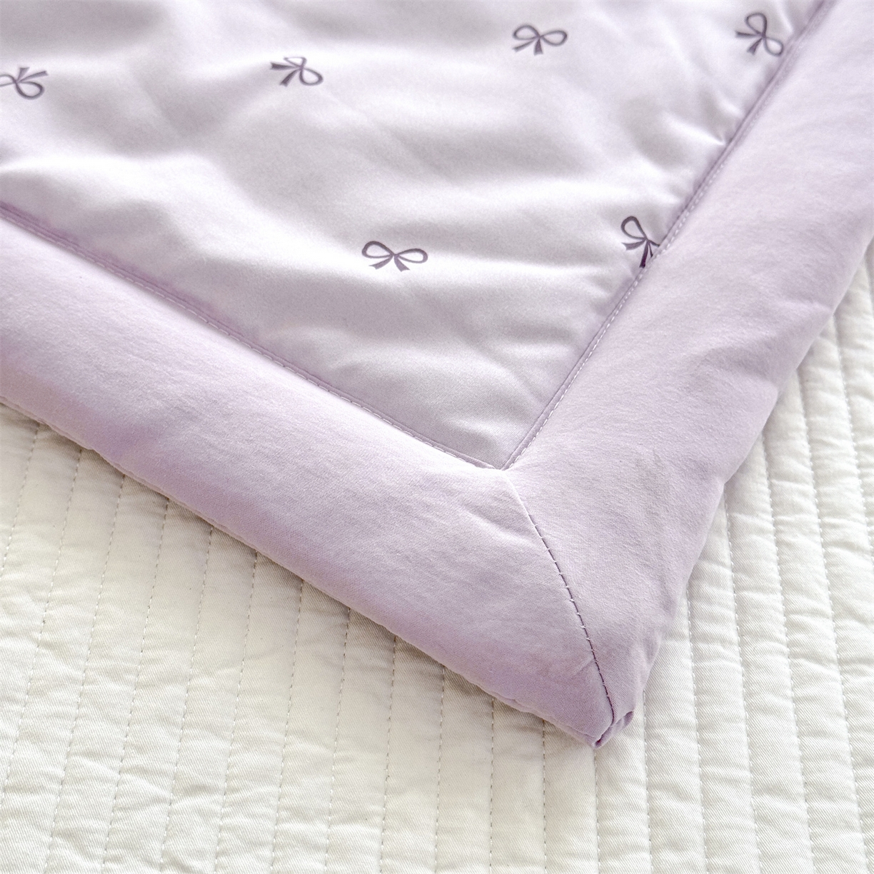 91家纺网 家纺一手货源 找家纺 优贝家纺 2026新款水洗棉云朵棉双层纱手包边抗菌夏凉被空调被 被子被芯 蝴蝶结