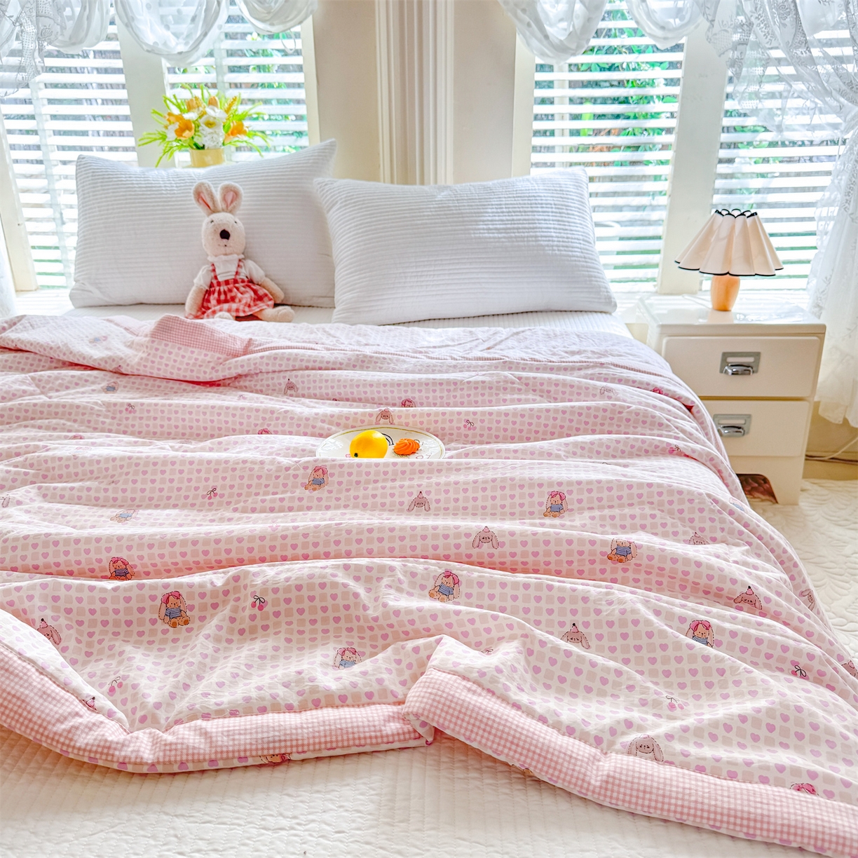 91家纺网 家纺一手货源 找家纺 优贝家纺 2026新款水洗棉云朵棉双层纱手包边抗菌夏凉被空调被 被子被芯 春日萌兔