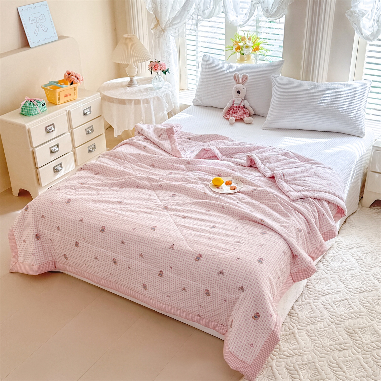 91家纺网 家纺一手货源 找家纺 优贝家纺 2026新款水洗棉云朵棉双层纱手包边抗菌夏凉被空调被 被子被芯 春日萌兔